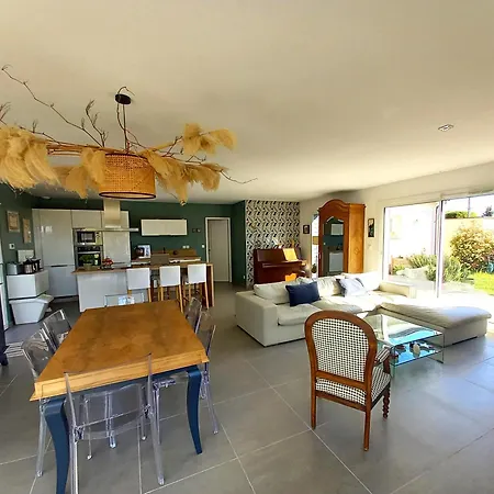 Un Ete Auvergnat - Maison Moderne Et Calme A Riom-chatel Guyon * Riom